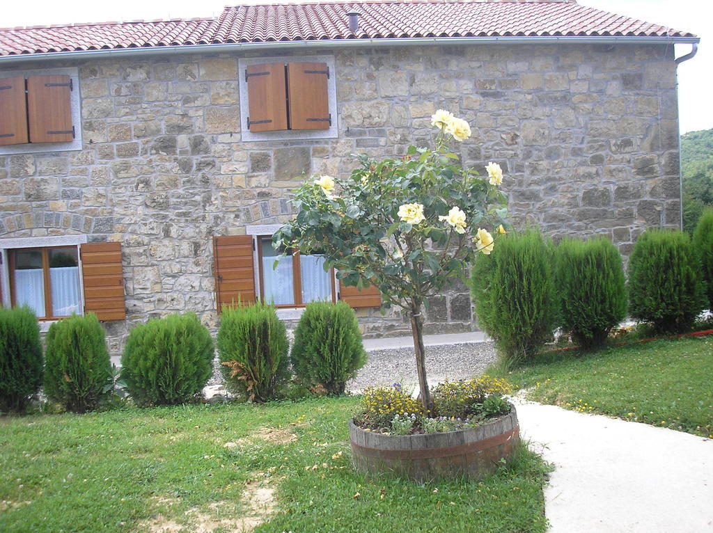 Agroturism Stara Stala Hotel Borut Exterior foto
